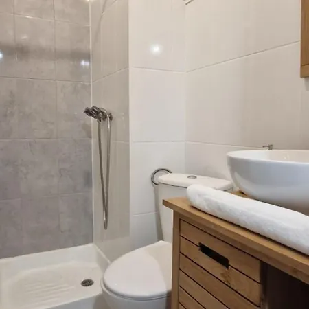 Apartamento Beautiful In The Heart Of