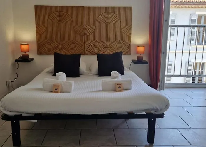 Charming In The Heart Of Appartement Saint-Tropez