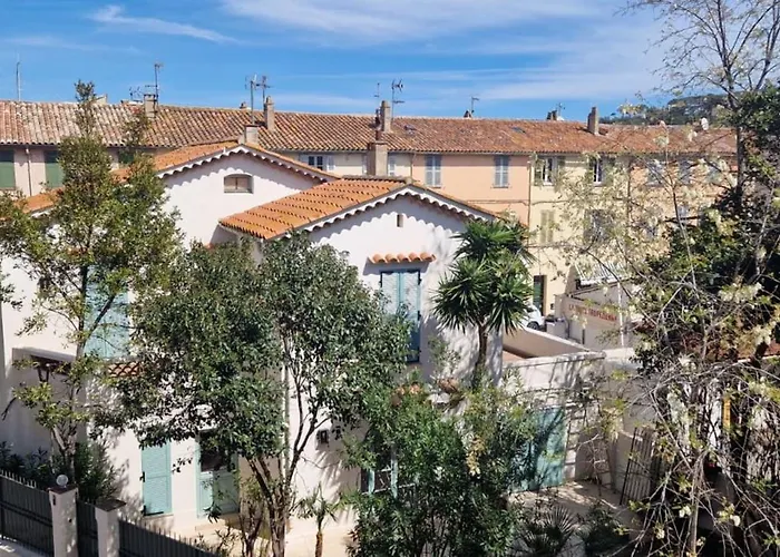 Charming In The Heart Of Saint-Tropez