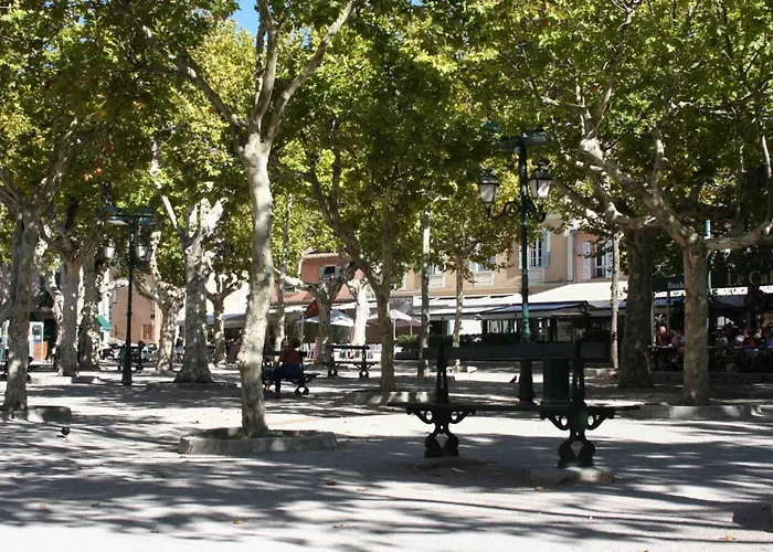 Daire Charming In The Heart Of Saint-Tropez