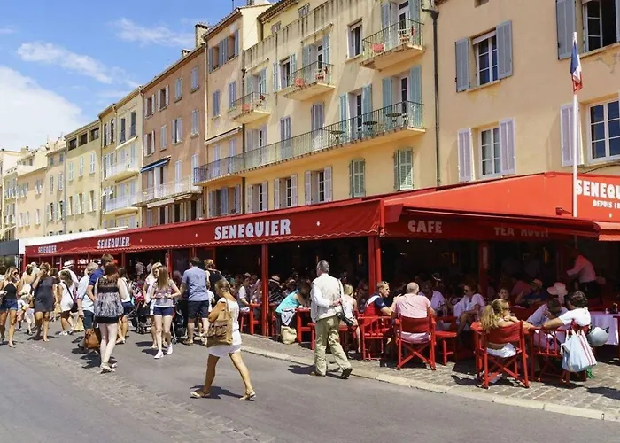 En Plein Cœur De * Saint-Tropez